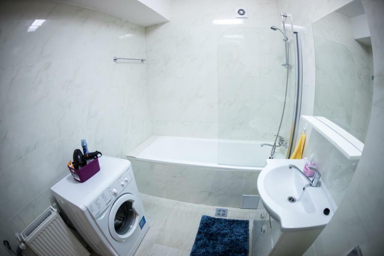 Travel Homzzz Apartments Targu Mures Ngoại thất bức ảnh