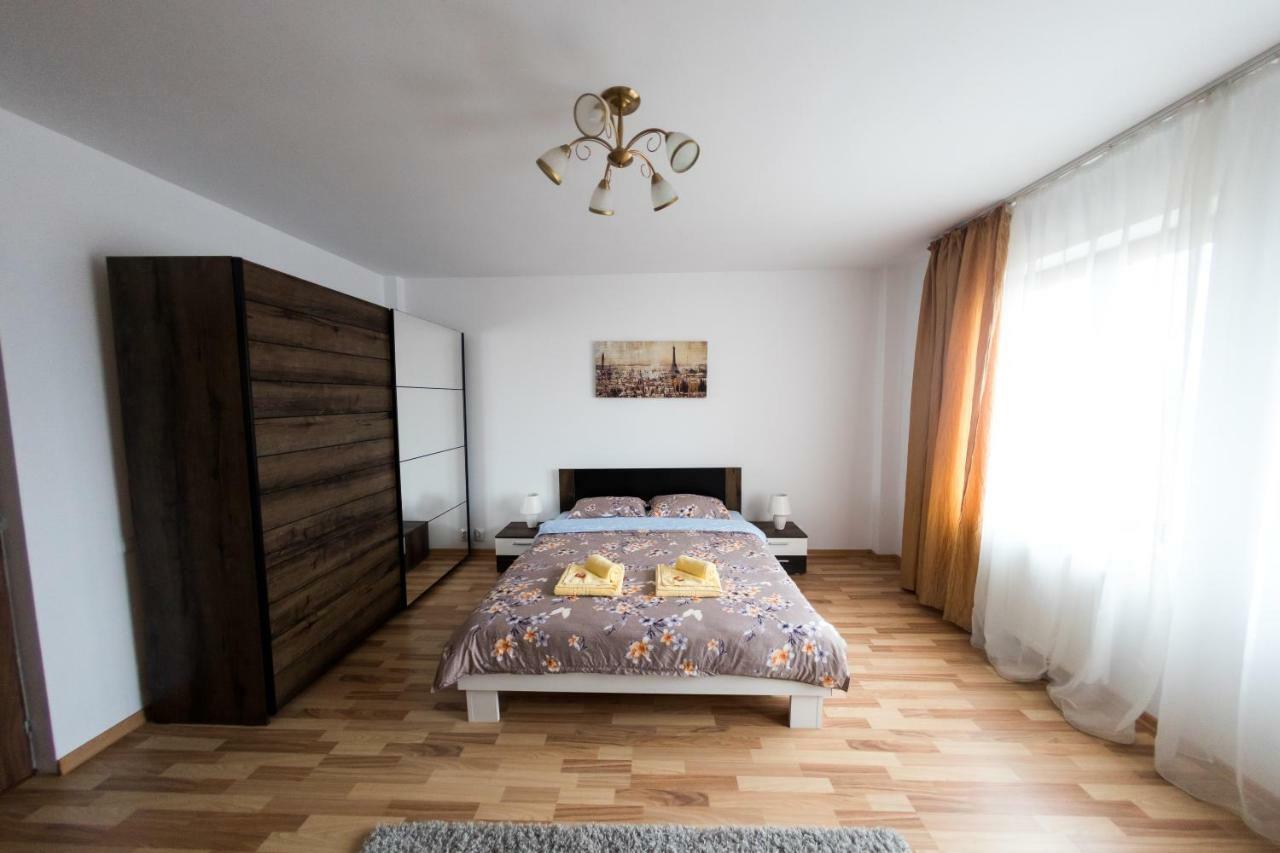 Travel Homzzz Apartments Targu Mures Ngoại thất bức ảnh