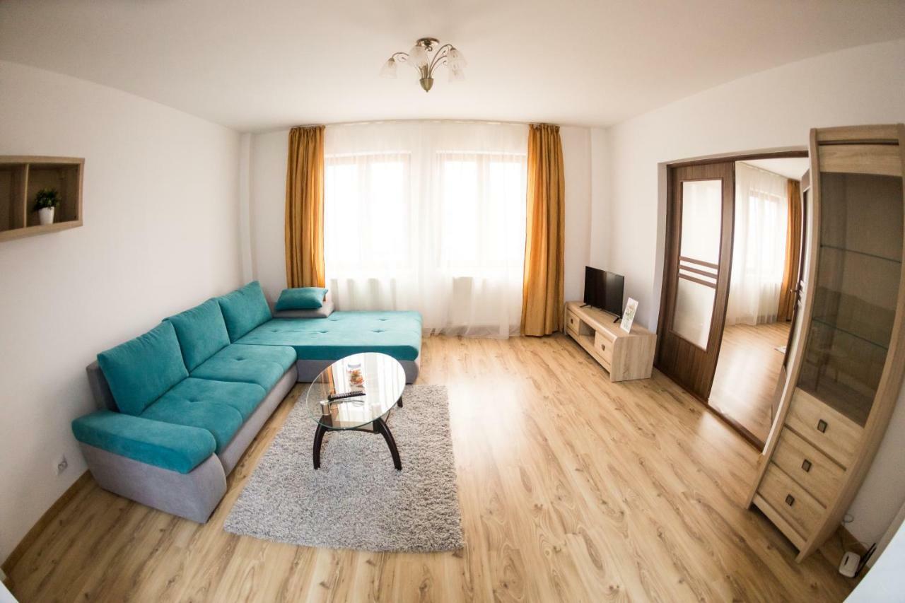 Travel Homzzz Apartments Targu Mures Ngoại thất bức ảnh